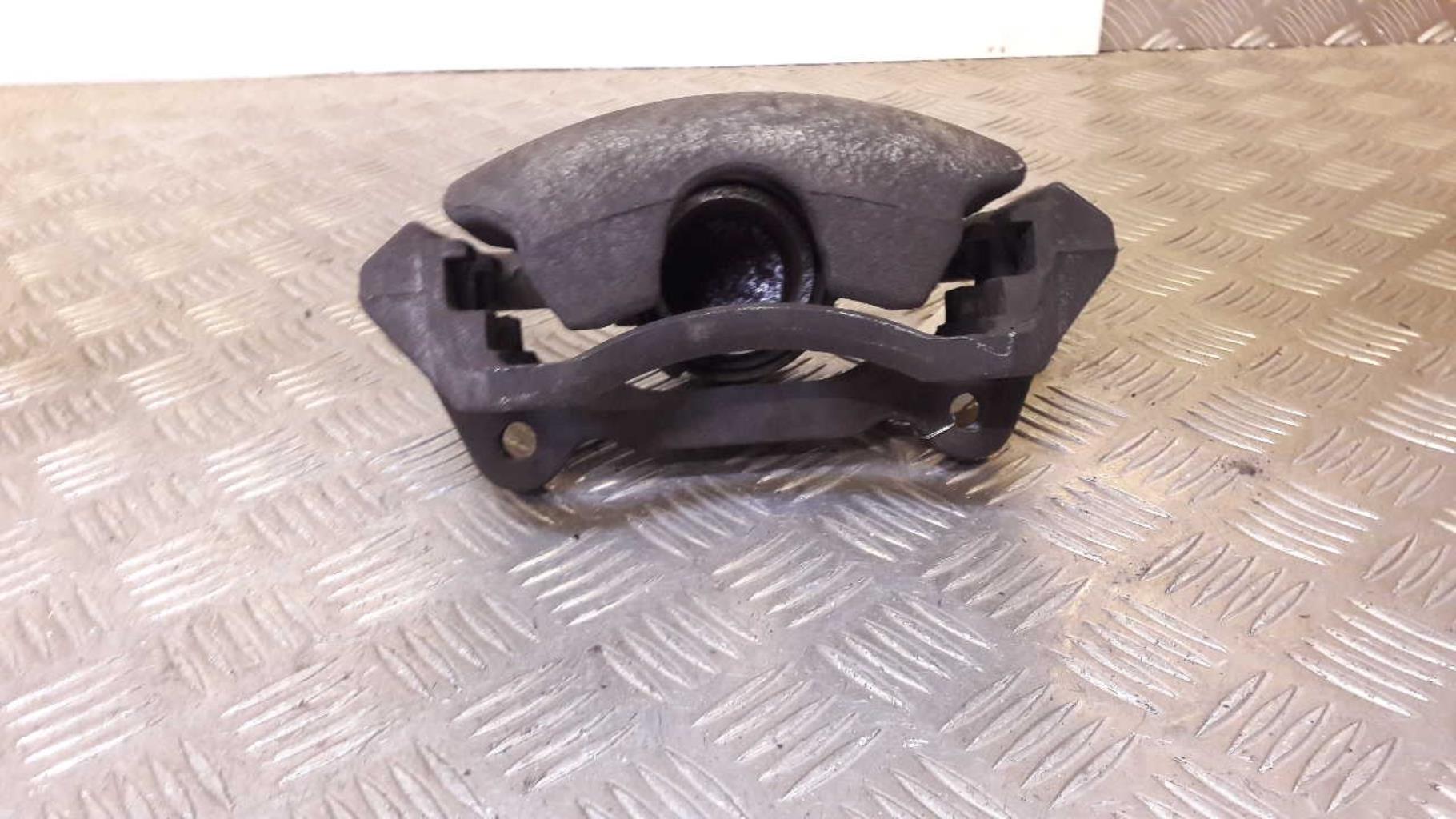 Etrier avant gauche (freinage) AUDI A3 3 SPORTBACK PHASE 2  - 1