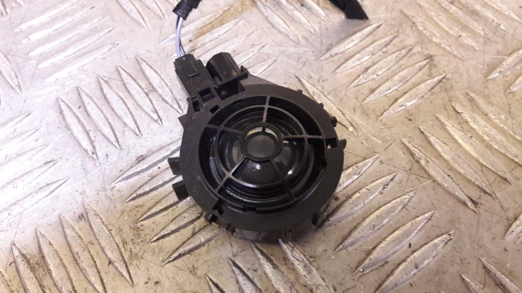 Haut parleur AUDI A3 3 SPORTBACK PHASE 2  - 1
