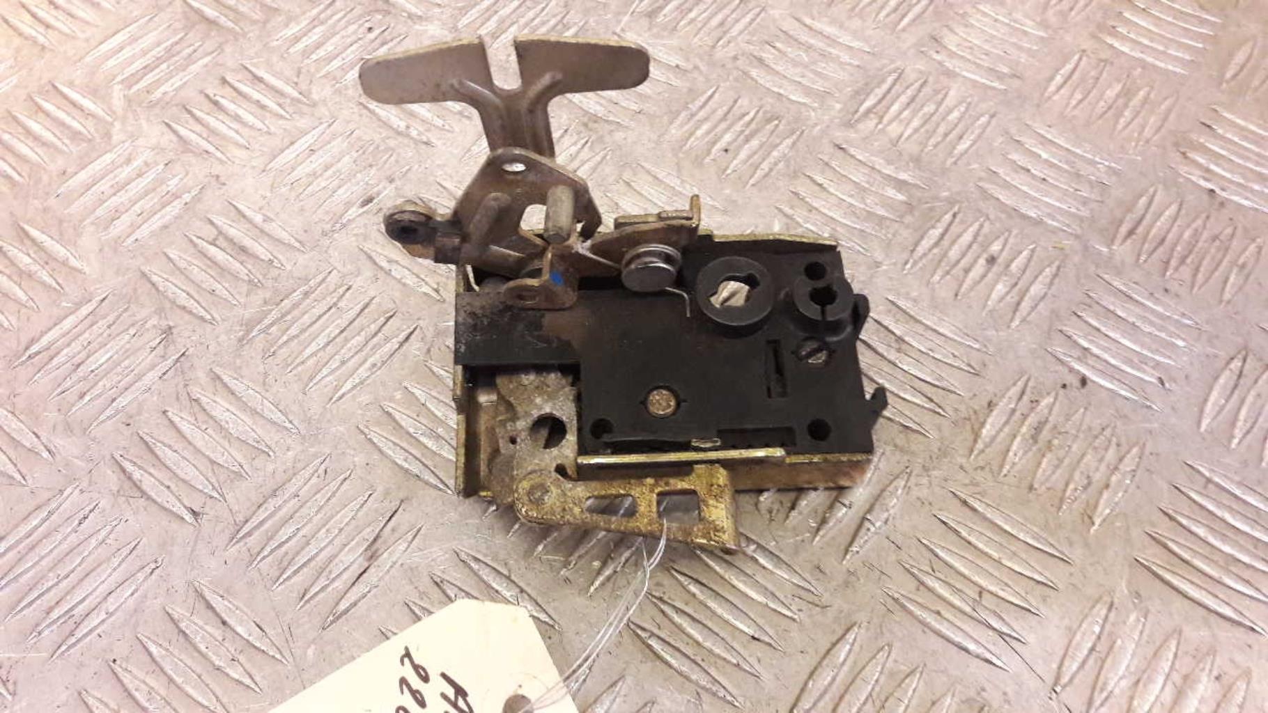 Serrure arriere droit CITROEN SAXO PHASE 1 Essence - 1