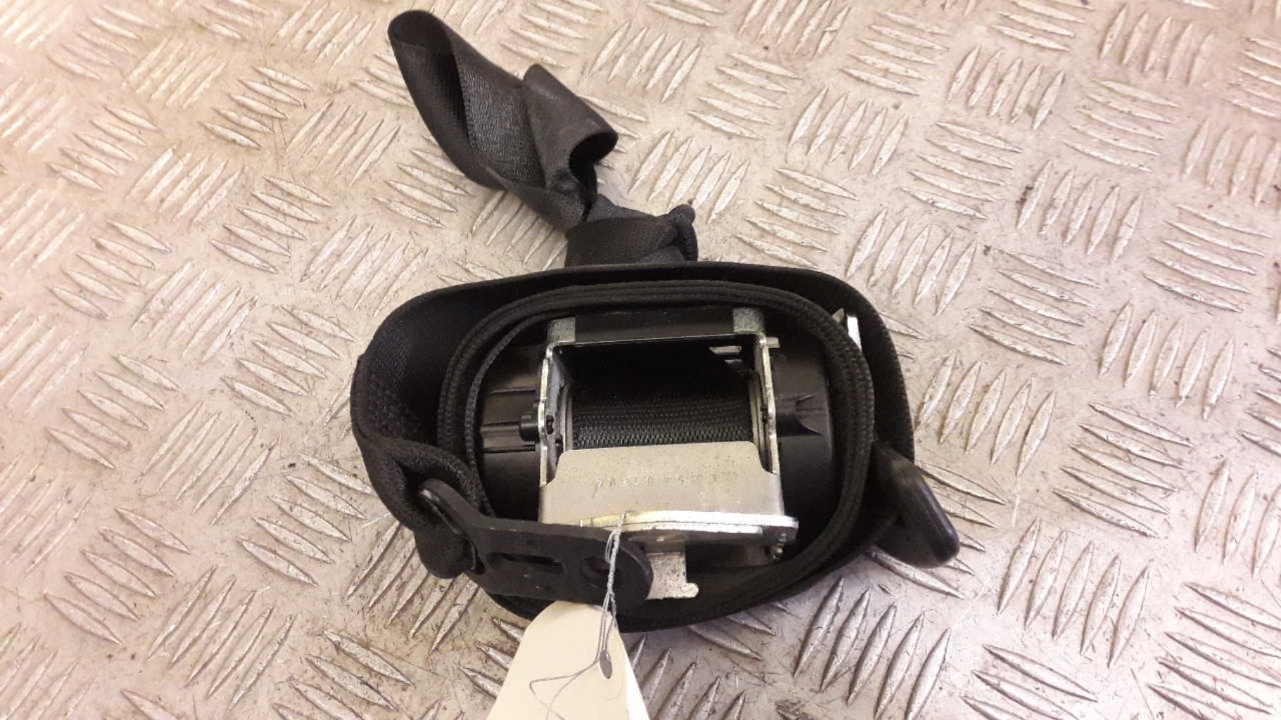 Ceinture arriere droit BMW SERIE 1 E87 PHASE 2 Diesel - 1