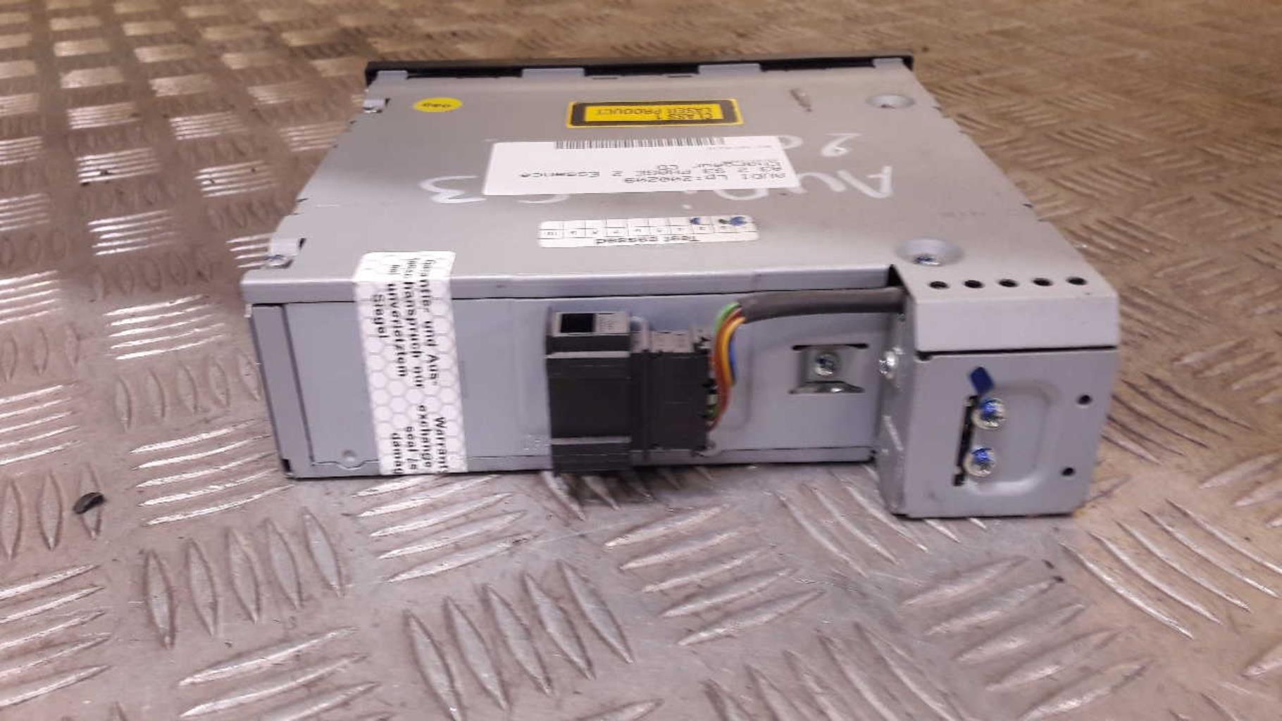 Chargeur CD AUDI A3 2 S3 PHASE 2 Essence - 1