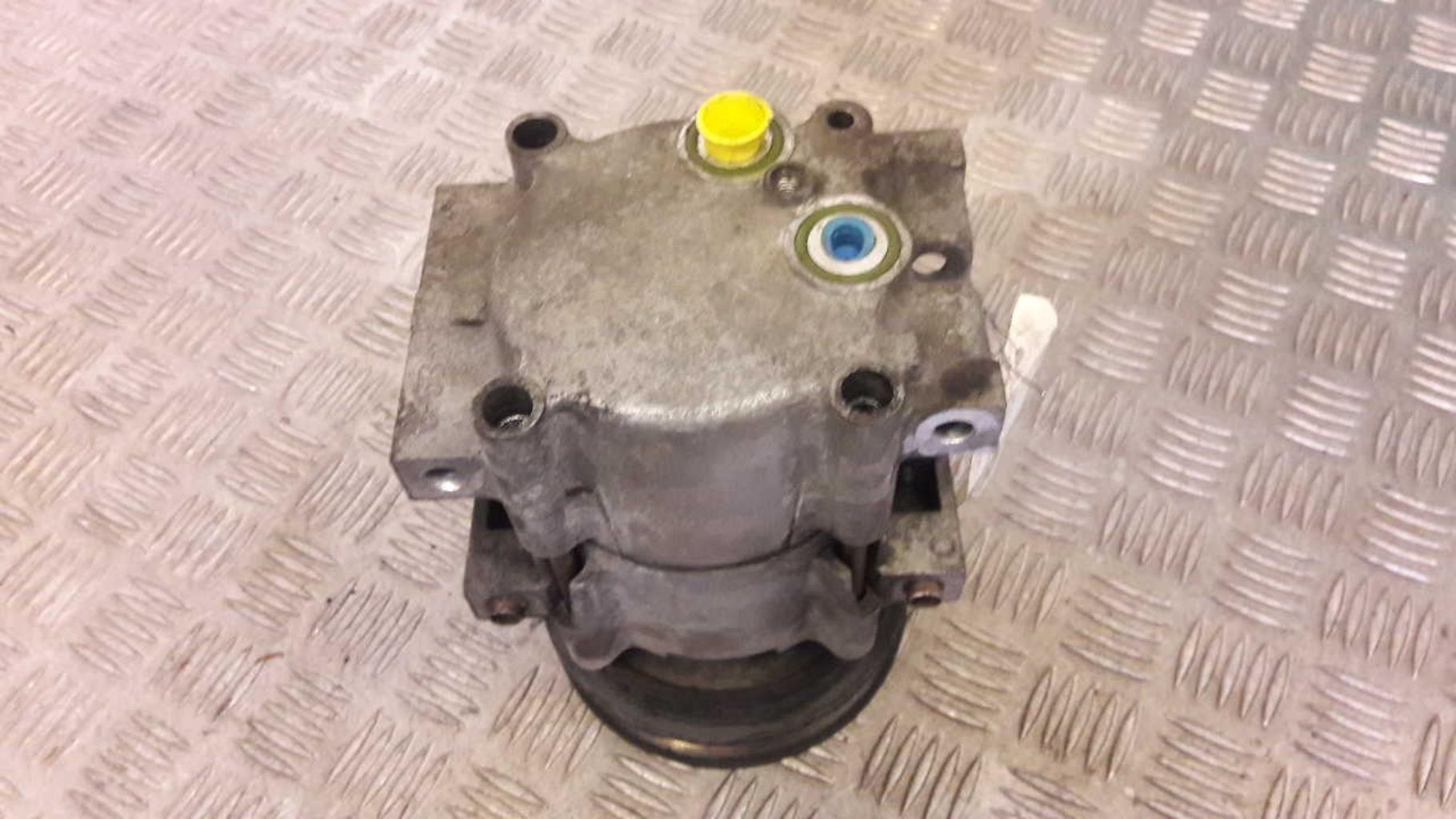 Compresseur clim FORD FIESTA 4 PHASE 2 Essence - 1