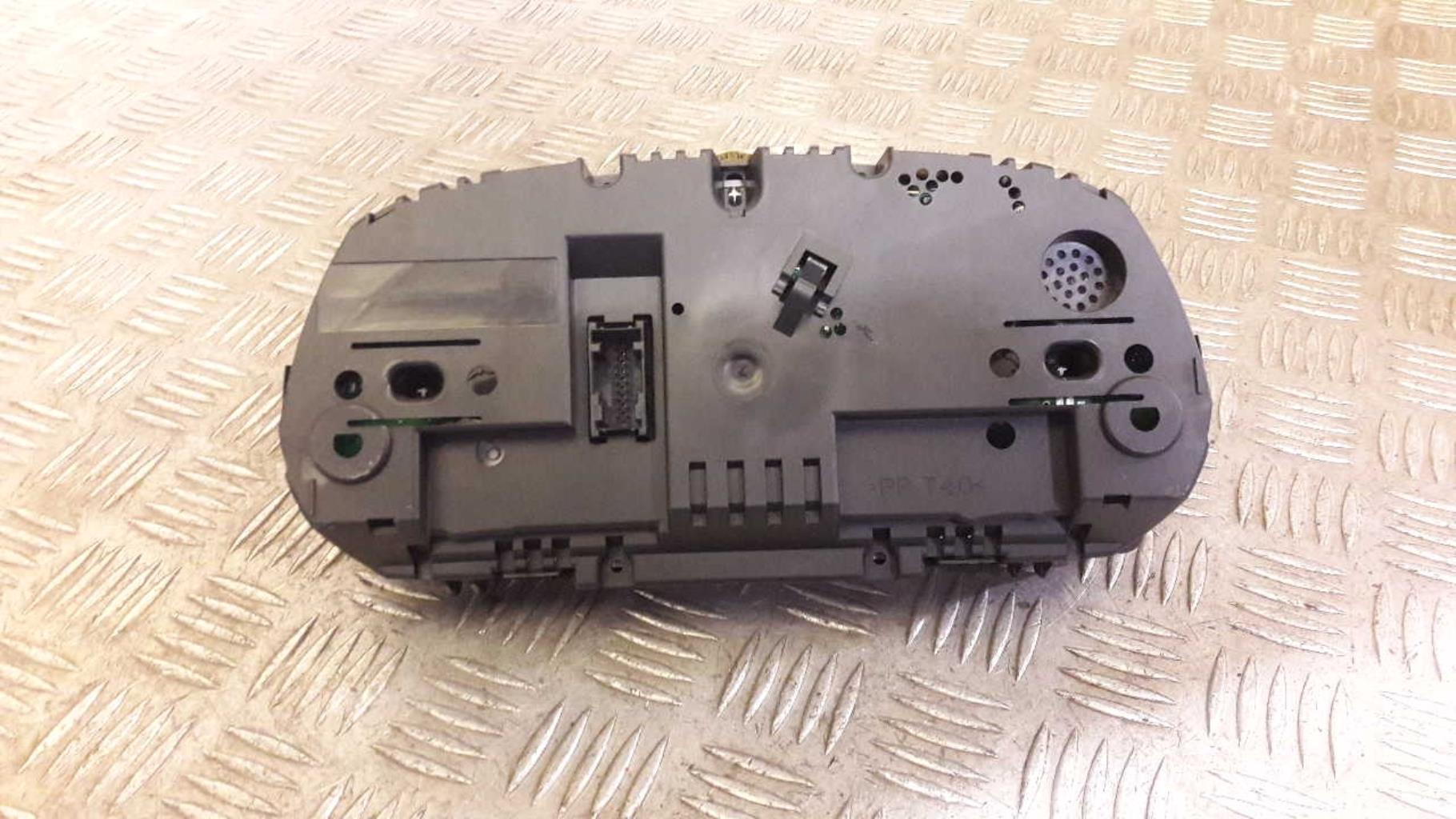 Compteur BMW SERIE 1 E87 PHASE 2 Diesel - 1