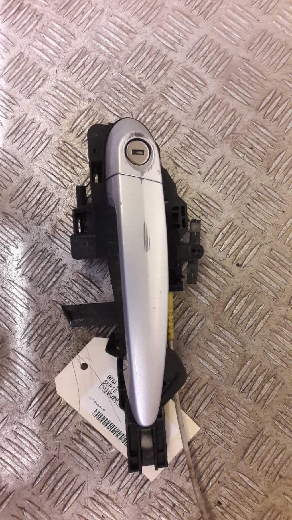Poignee porte avant gauche BMW SERIE 1 E87 PHASE 2 Diesel - 1