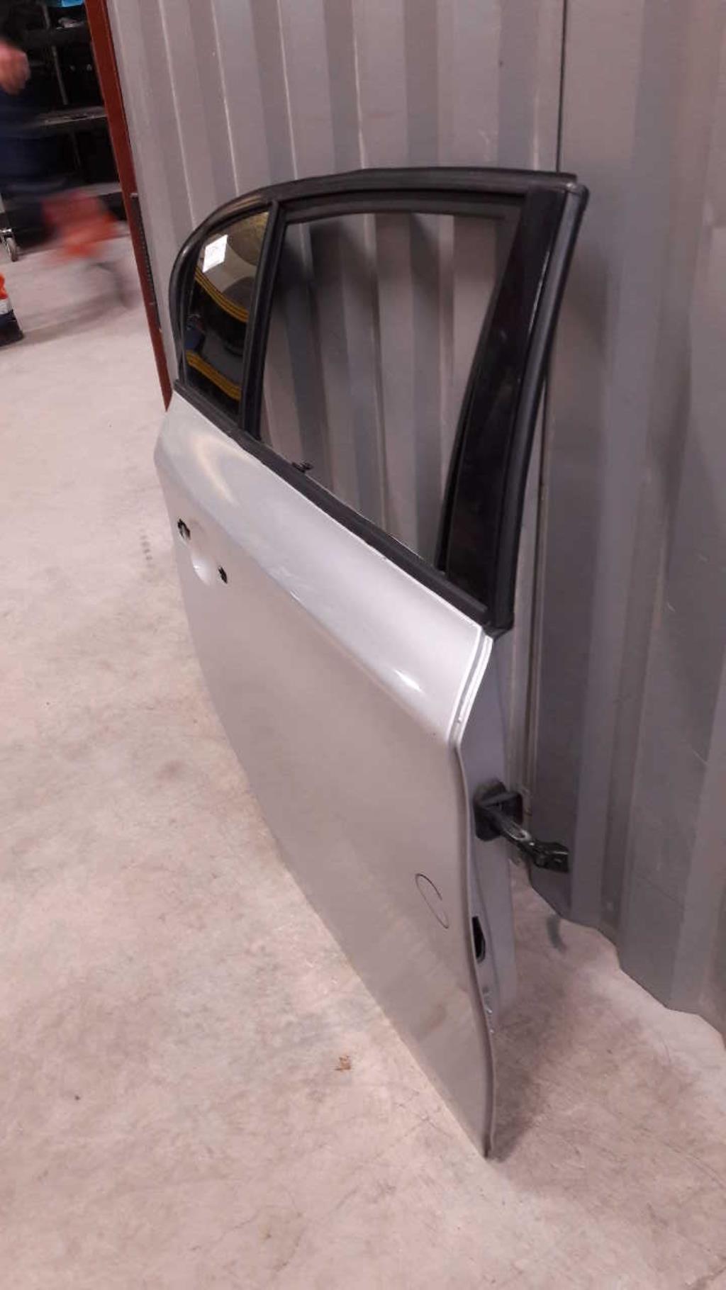 Porte arriere droit BMW SERIE 1 E87 PHASE 2 Diesel - 1