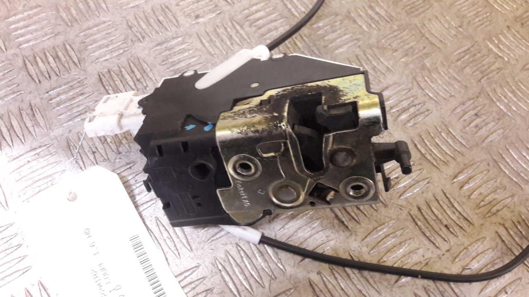 Serrure avant droit CITROEN C4 1 PHASE 1 COUPE Diesel - 1