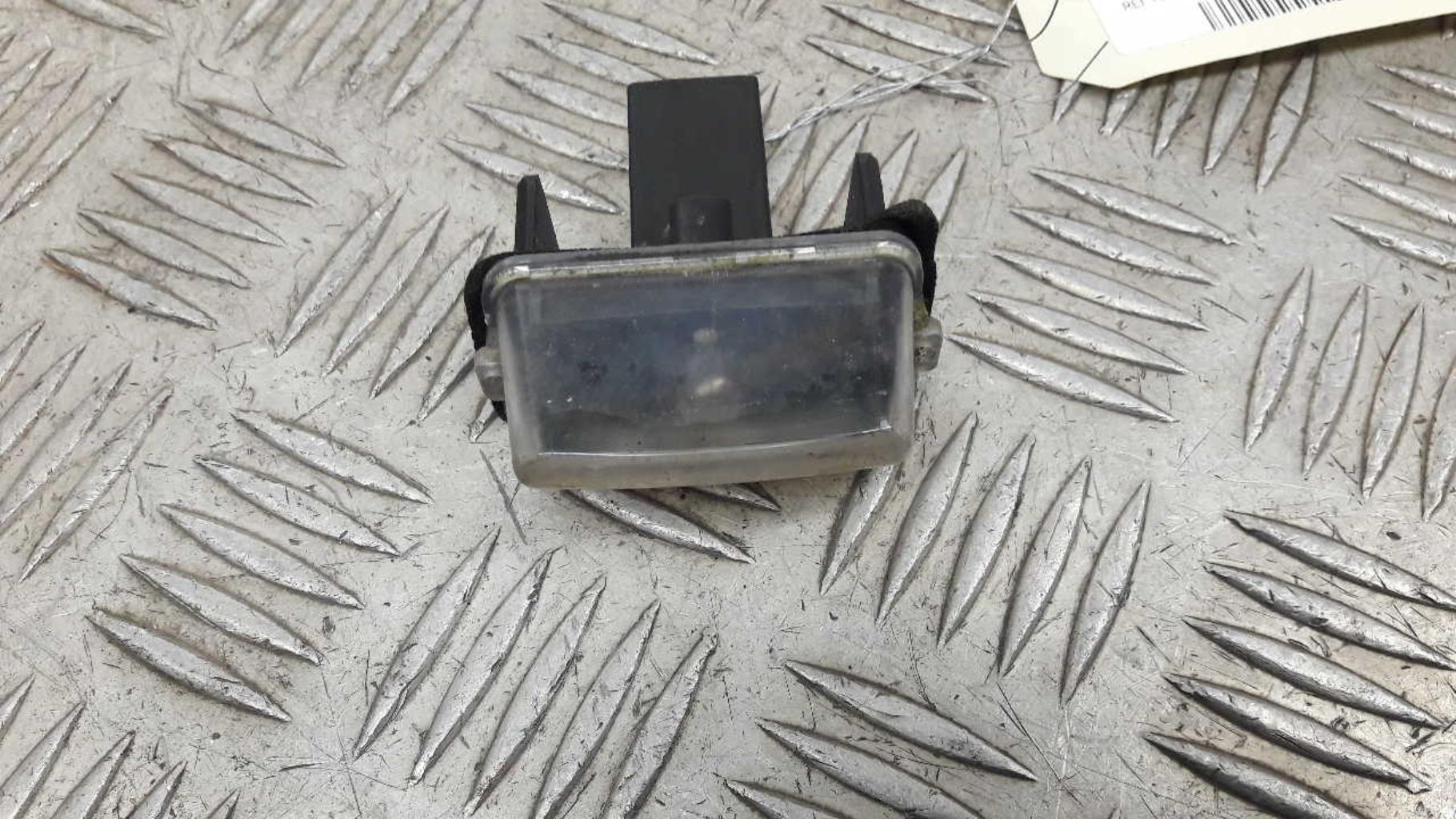 Eclairage de plaque CITROEN XSARA PHASE 2 Essence - 1