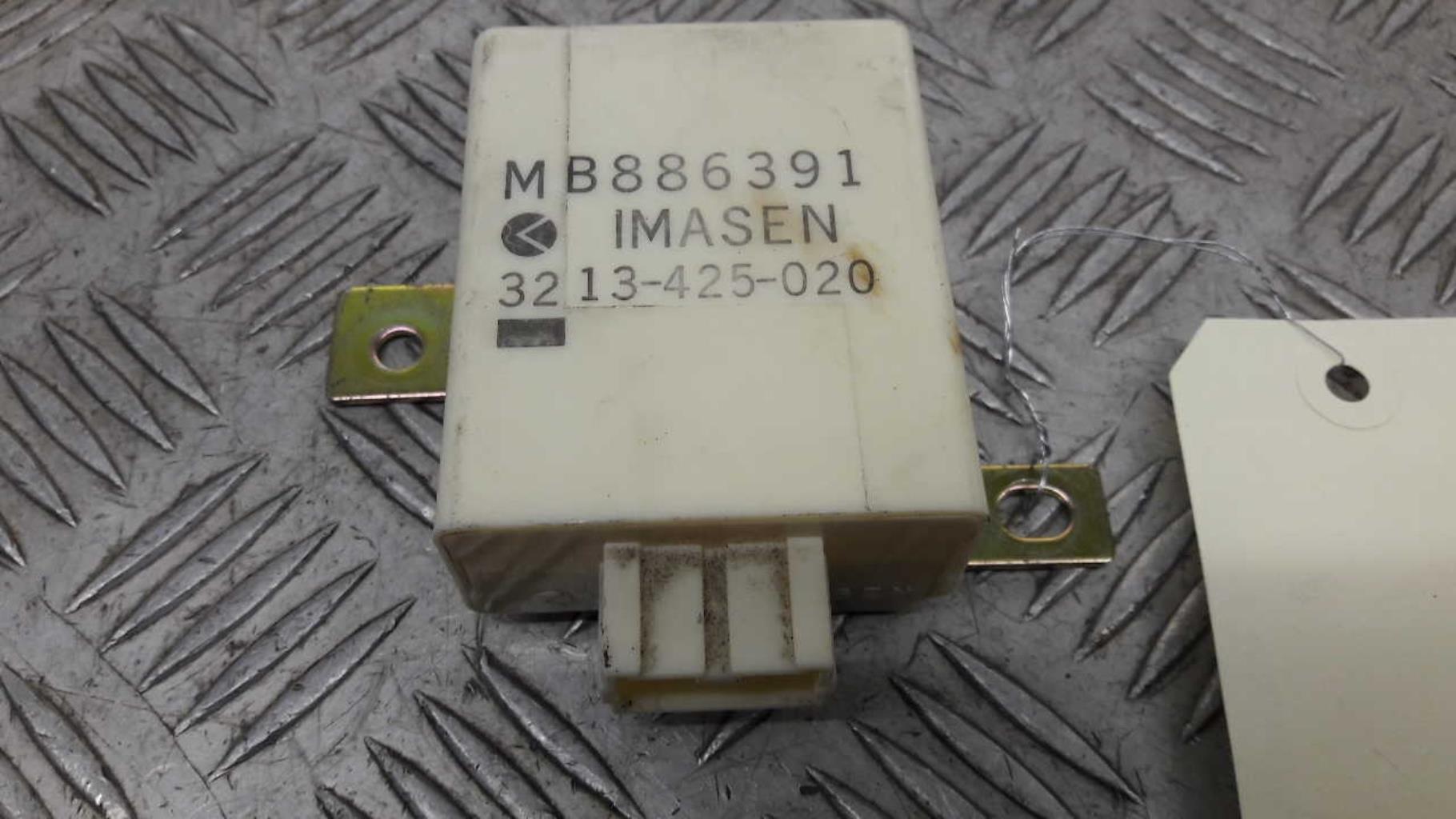 Relais electrique MITSUBISHI PAJERO 2 PHASE 2 Diesel - 1