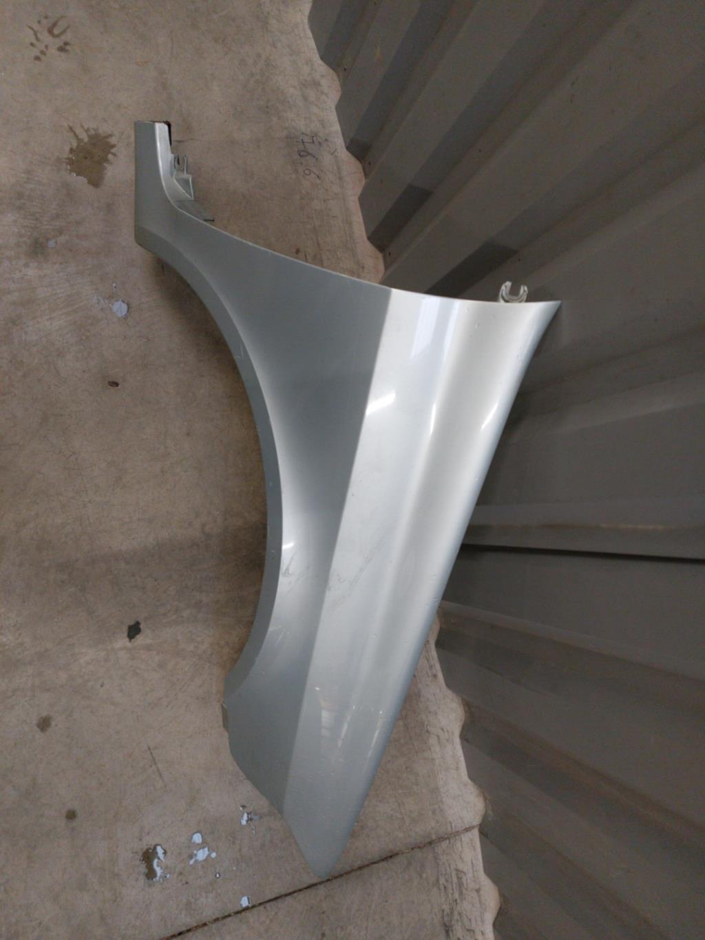 Aile avant droit RENAULT LAGUNA 2 PHASE 2 BREAK Diesel - 1
