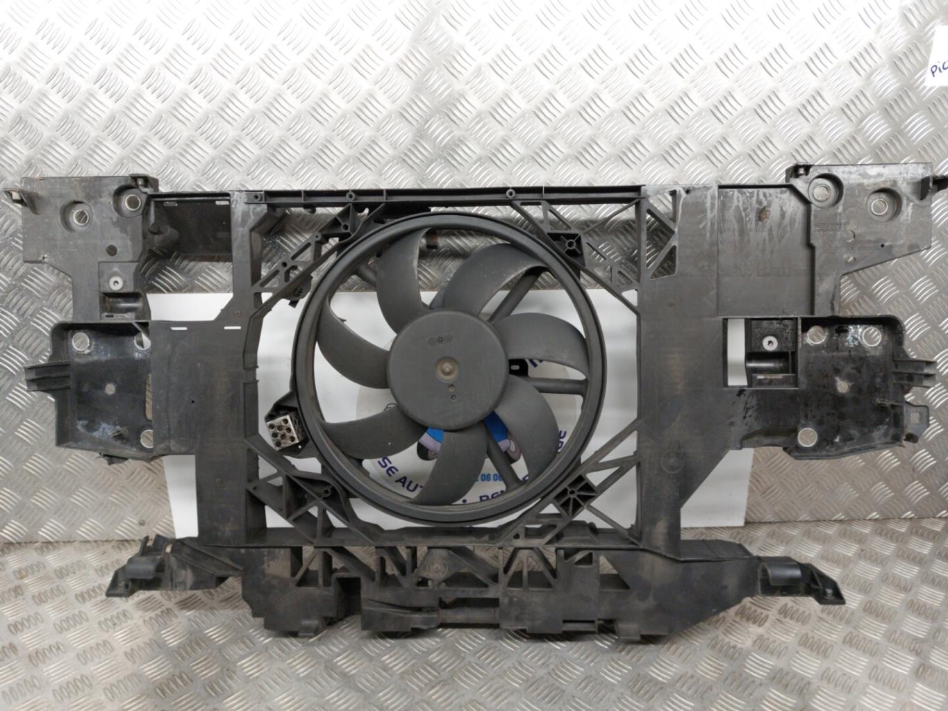 Buse RENAULT GRAND SCENIC 3 PHASE 1 Diesel - 1
