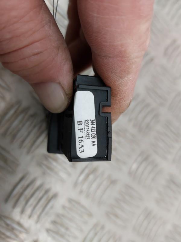 Commande autoradio RENAULT TWINGO 2 PHASE 2 Diesel - 1