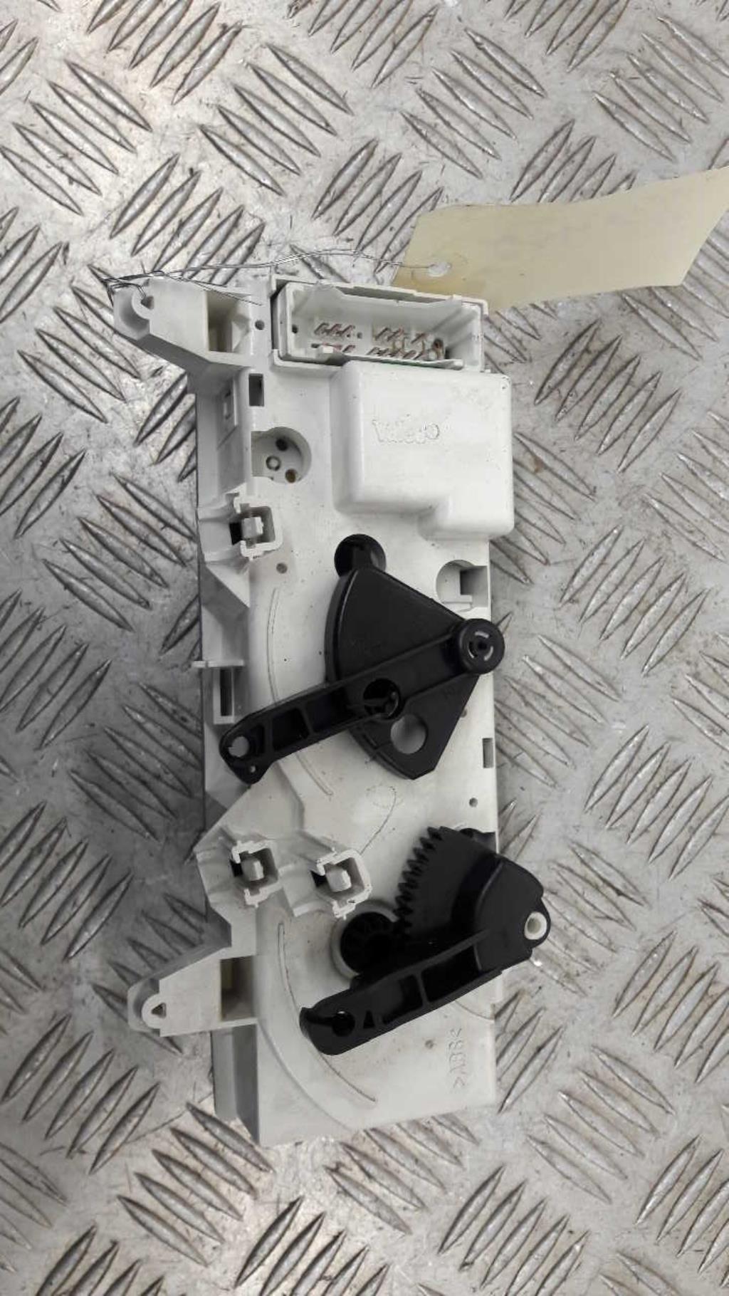 Commande chauffage RENAULT MEGANE 1 PHASE 2 Diesel - 1