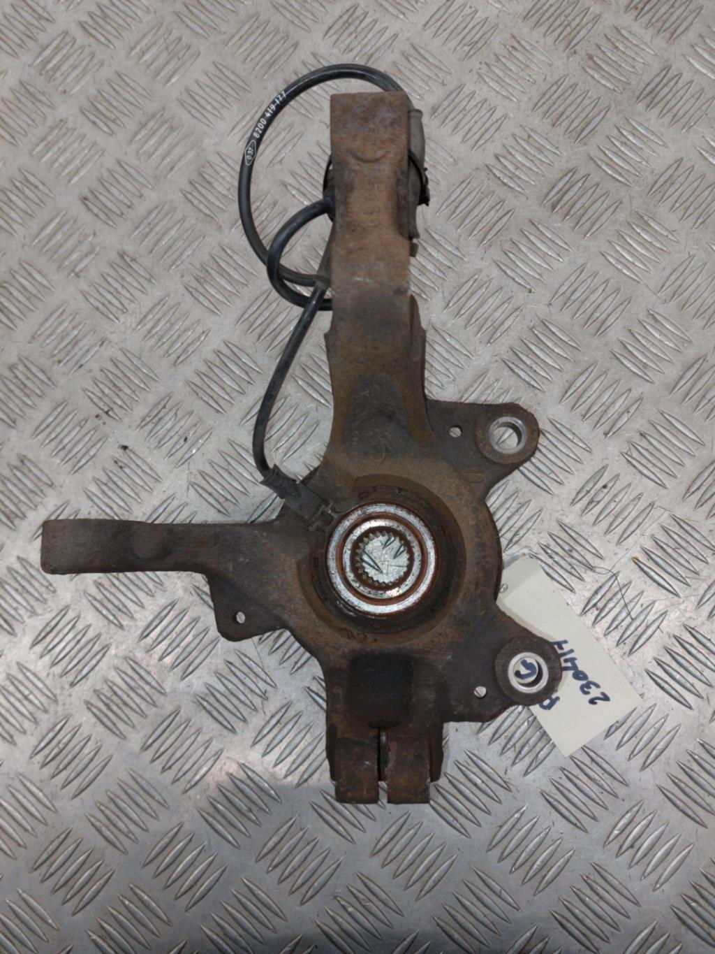 Pivot de moyeu avant gauche RENAULT CLIO 3 PHASE 1 Diesel - 1