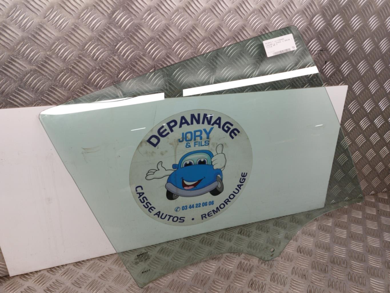 Vitre arriere droit RENAULT LAGUNA 2 PHASE 2 BREAK Diesel - 1