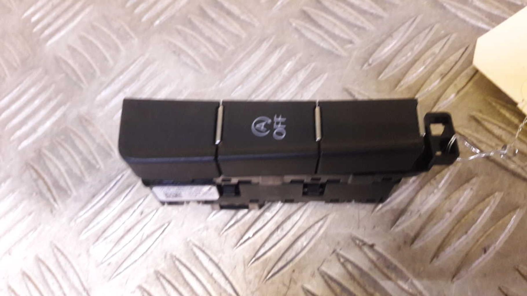 Bouton/Interrupteur VOLKSWAGEN GOLF 7 PHASE 2 Essence - 1