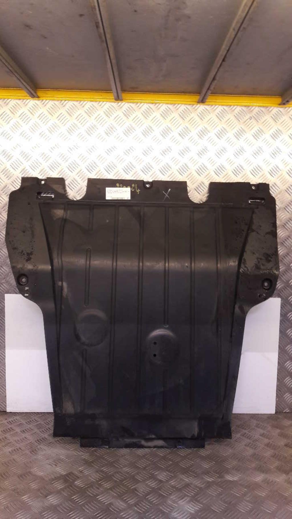 Cache sous moteur RENAULT CLIO 3 PHASE 1 Diesel - 1