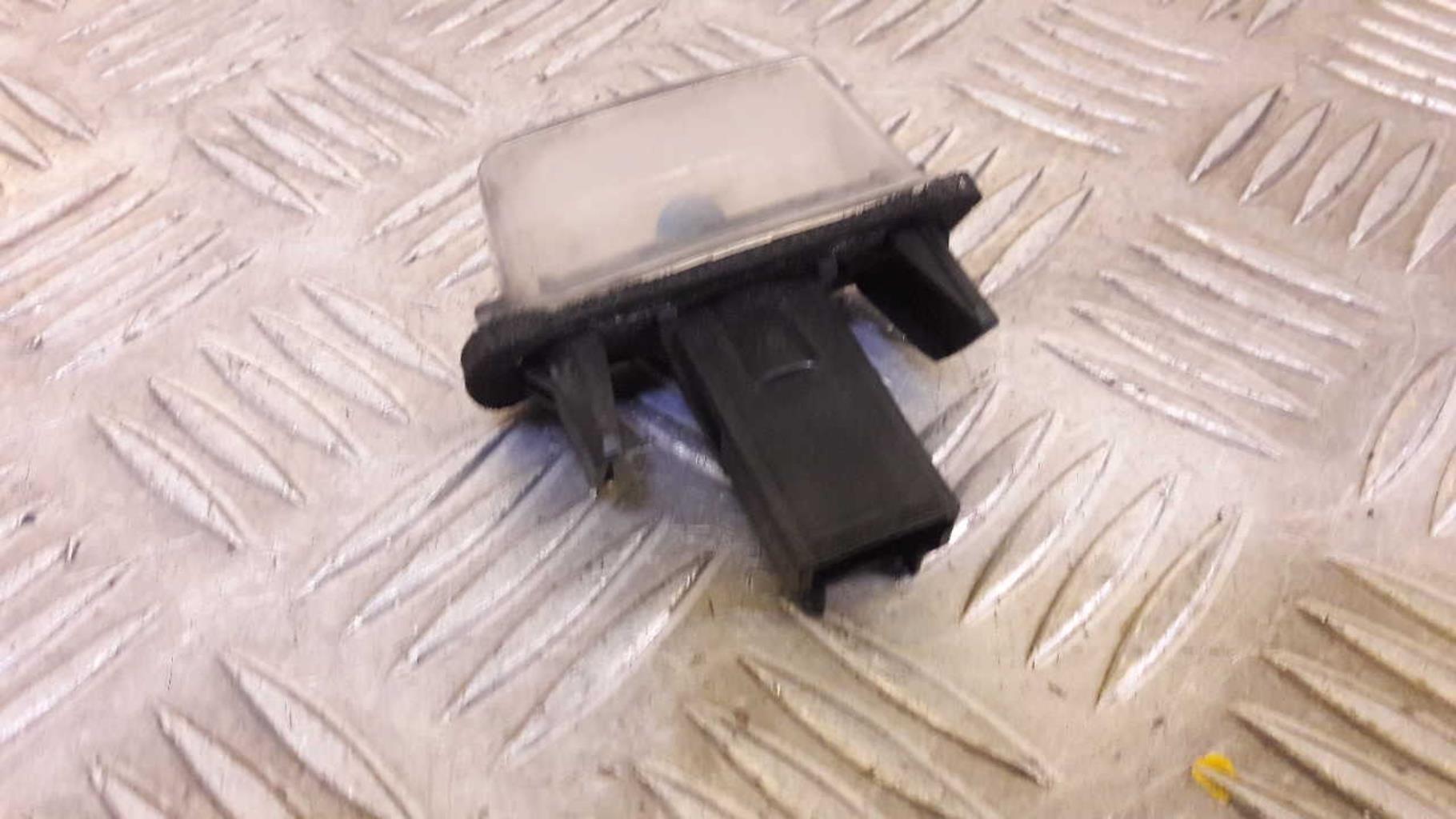 Eclairage de plaque CITROEN C4 GRAND PICASSO 1 Diesel - 1