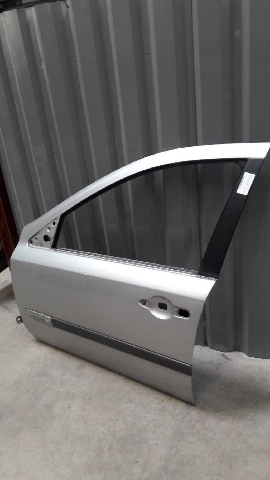 Porte avant gauche RENAULT LAGUNA 2 PHASE 2 Diesel - 1