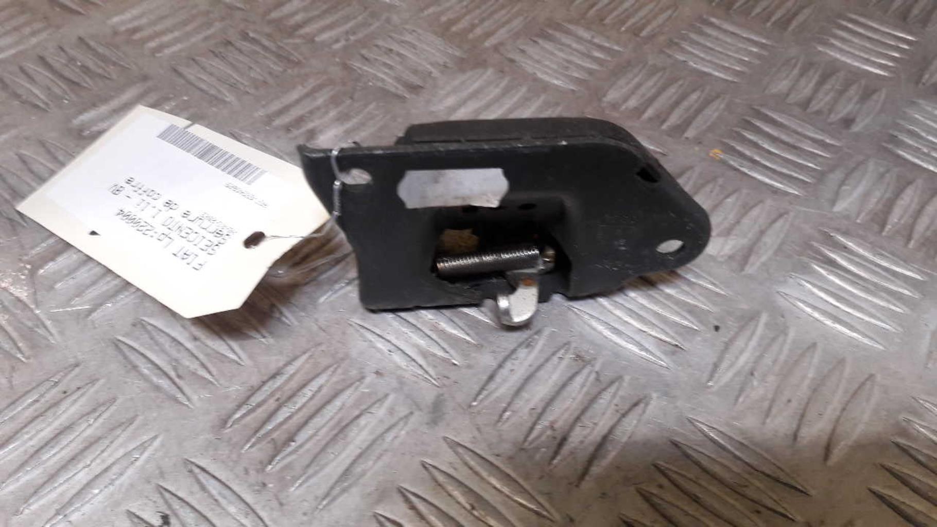 Serrure de coffre FIAT SEICENTO Essence - 1