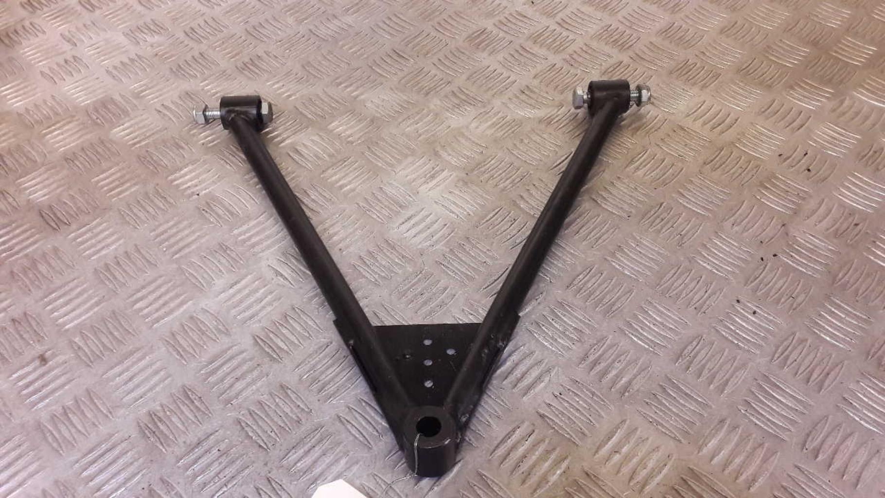 Triangle inferieur avant droit MICROCAR MGO QUADRICYCLE LEGER Diesel - 1