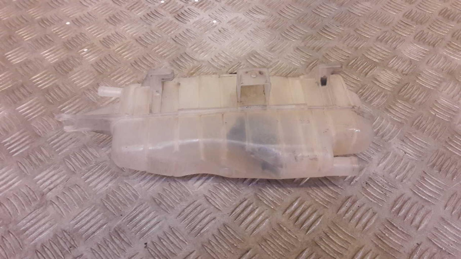 Vase d'expansion RENAULT CLIO 3 PHASE 2 Diesel - 1
