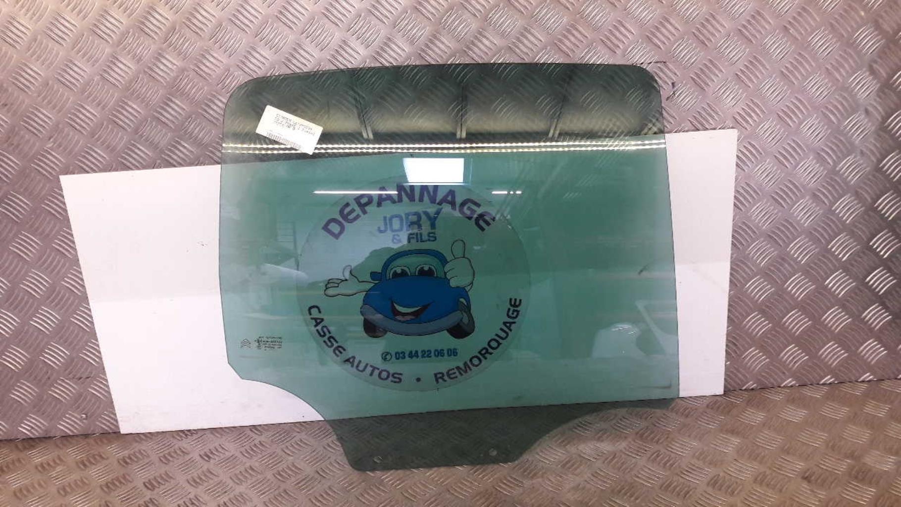Vitre arriere droit CITROEN C3 2 PHASE 1 Diesel - 1