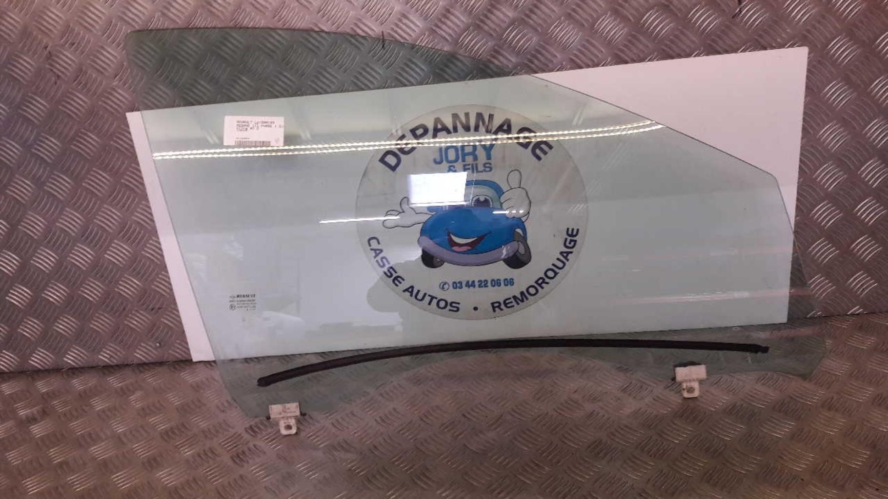 Vitre avant droit RENAULT MEGANE 3 PHASE 1 Diesel - 1