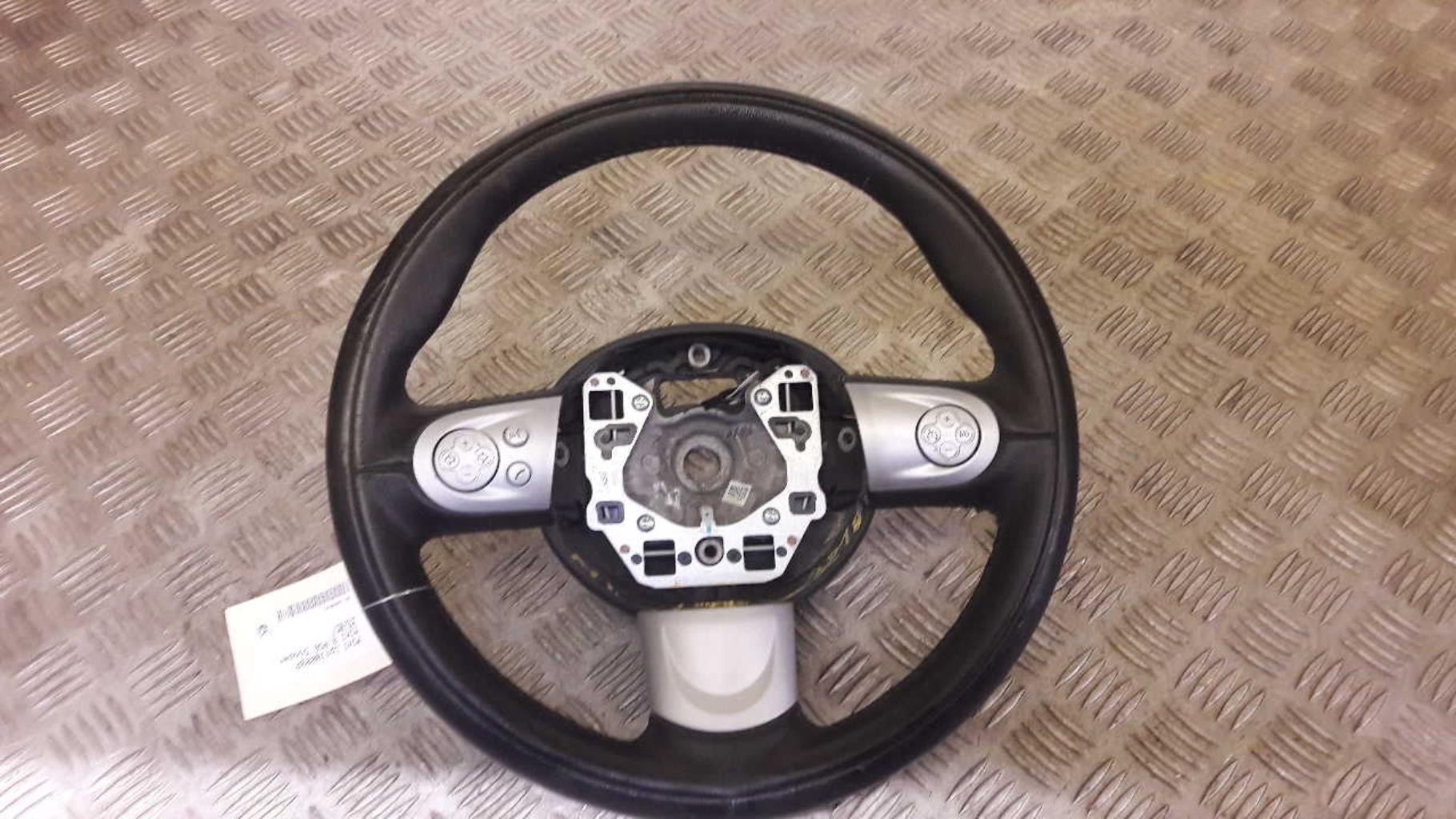 Volant MINI MINI 2 R56 PHASE 1 Essence - 1
