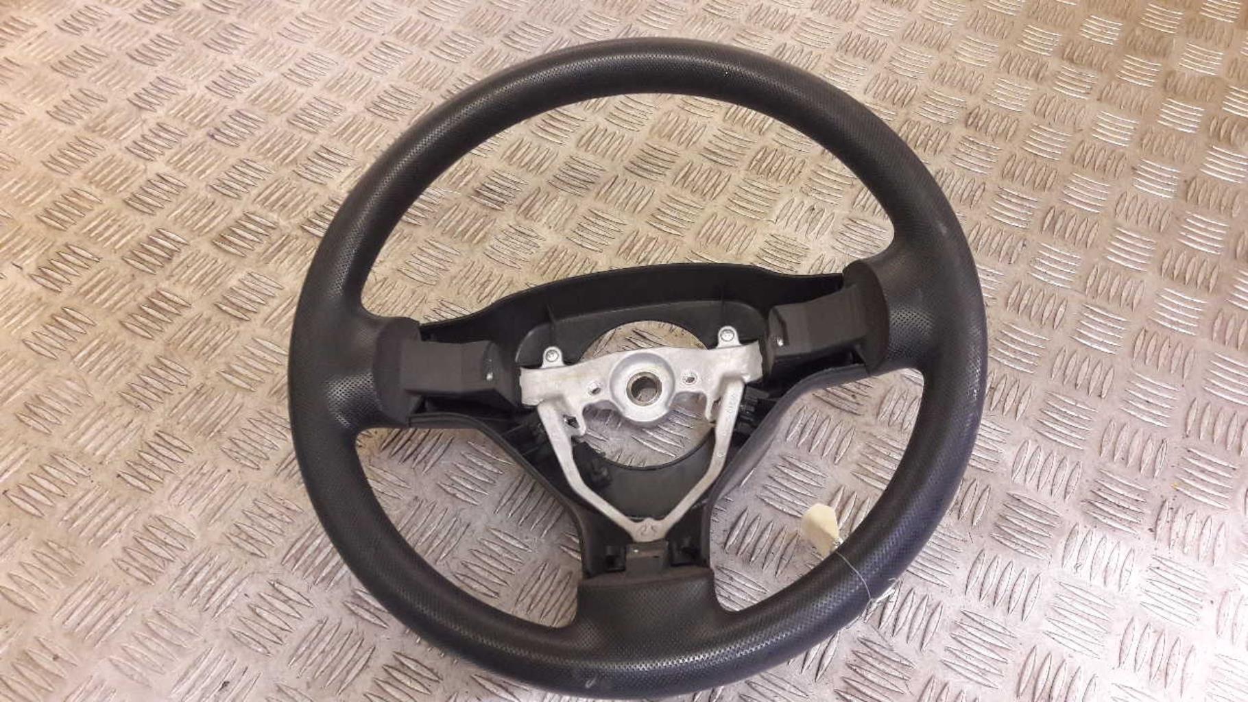 Volant PEUGEOT 107 PHASE 1 Essence - 1
