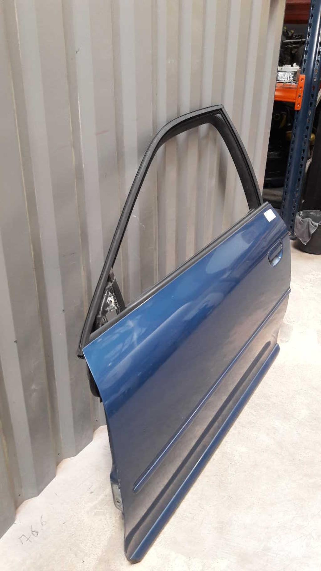 Porte avant gauche AUDI A3 1 PHASE 2 Diesel - 1