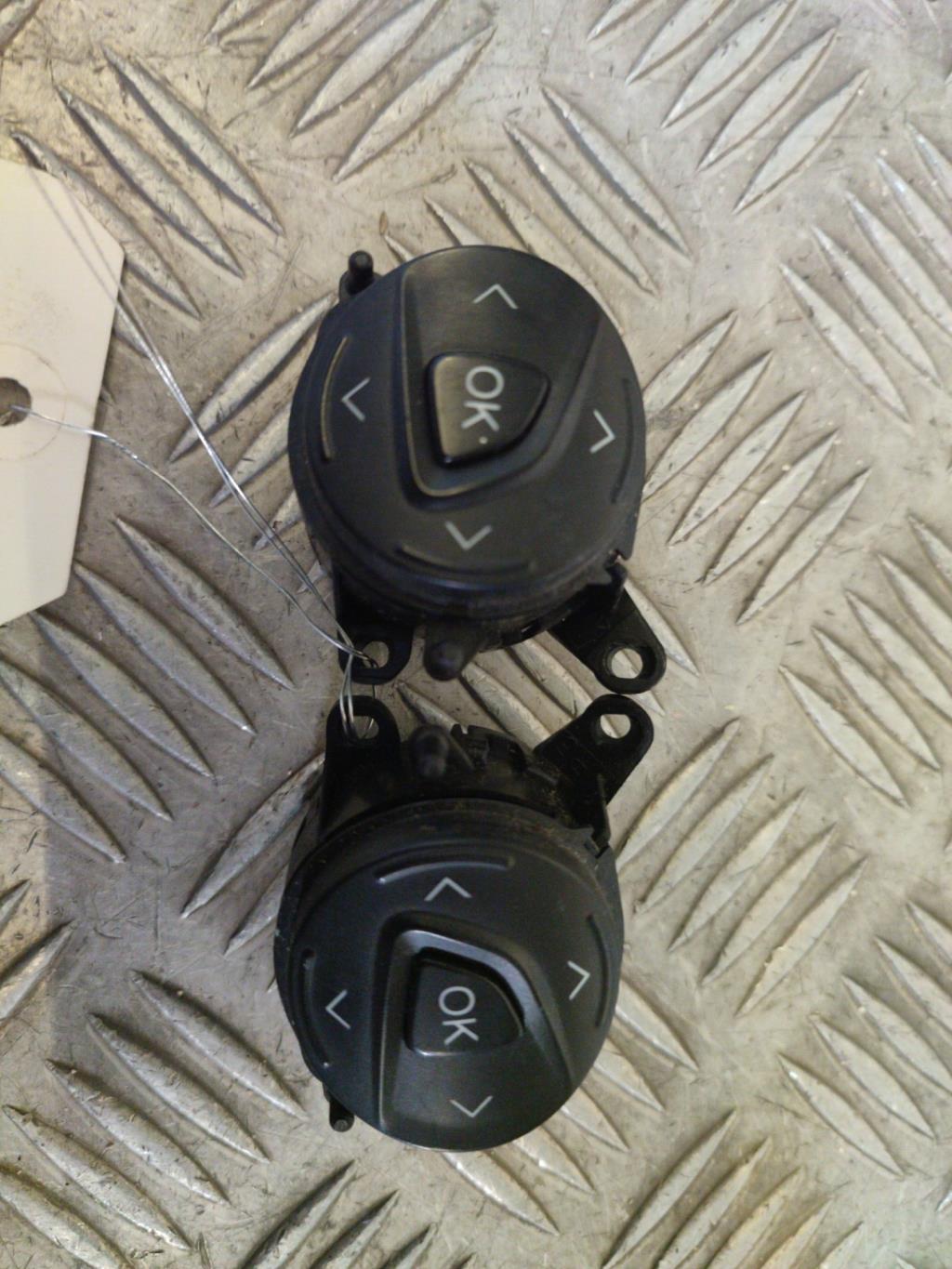 Bouton/Interrupteur FORD FOCUS 3 PHASE 1 Diesel - 1