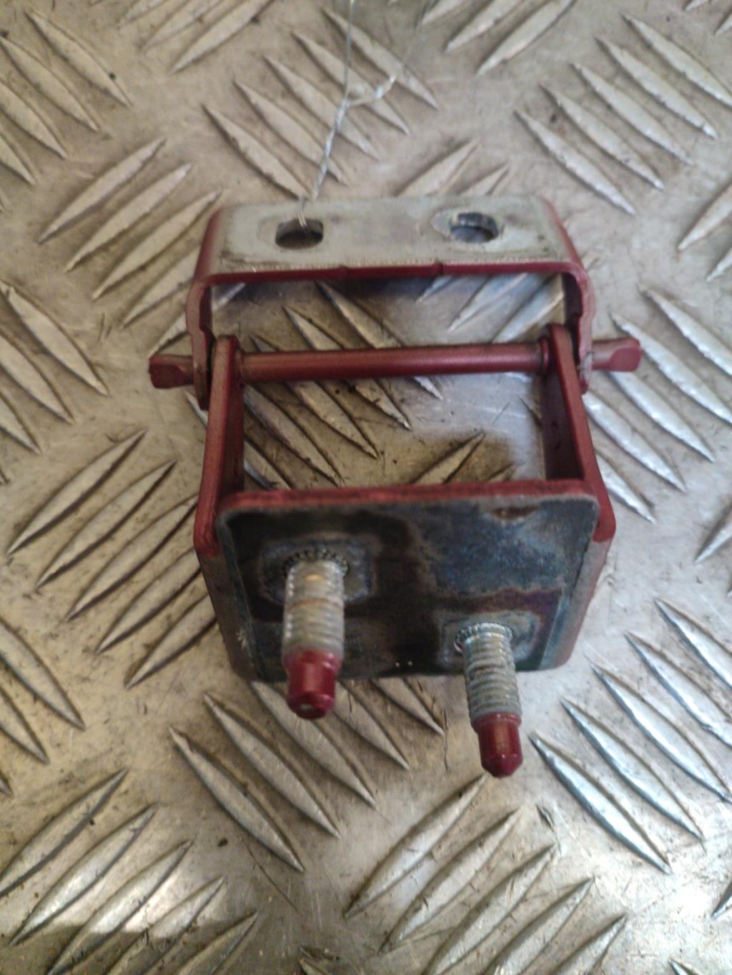 Charniere de porte avant gauche FORD FOCUS 3 PHASE 1 Diesel - 1