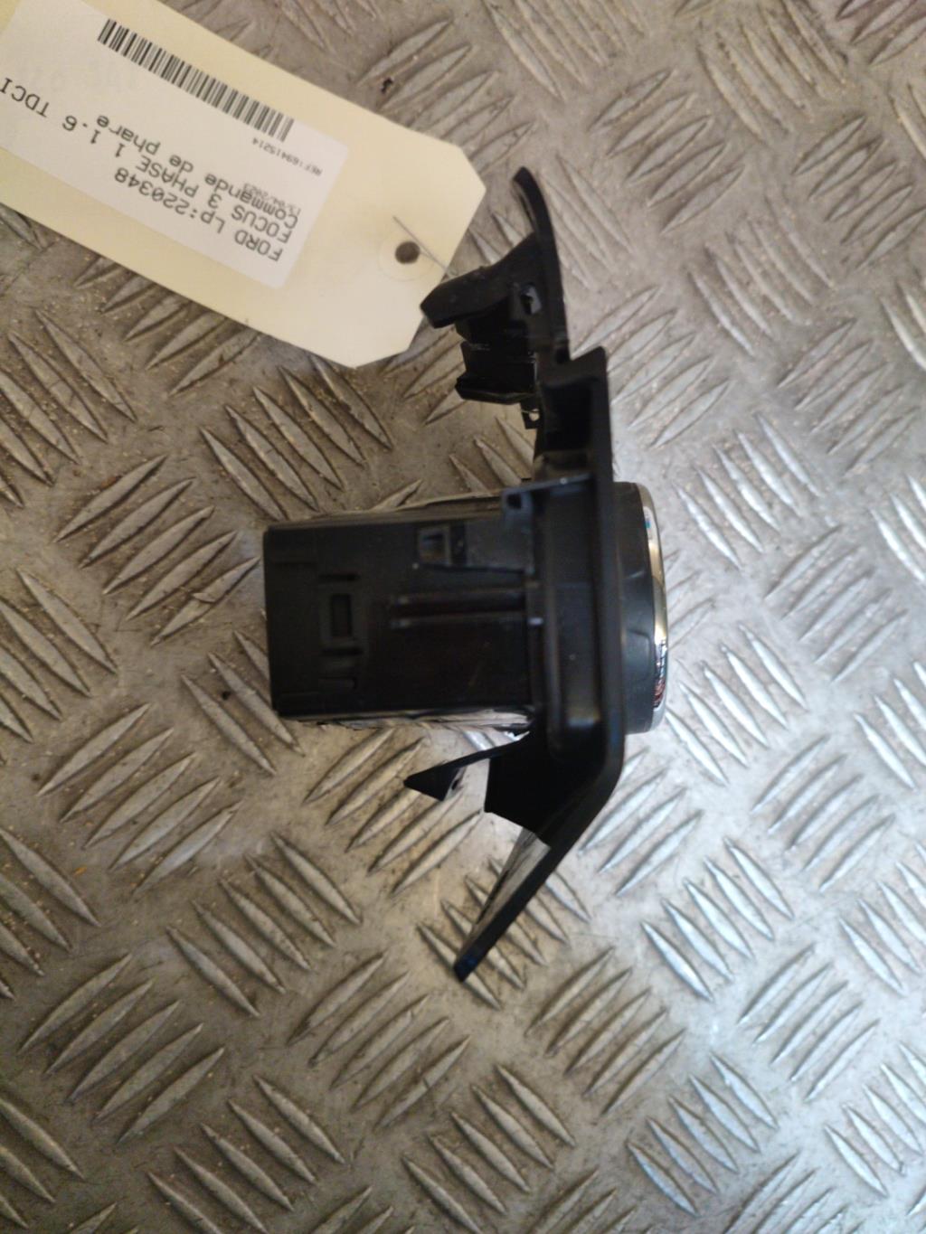 Commande de phare FORD FOCUS 3 PHASE 1 Diesel - 1