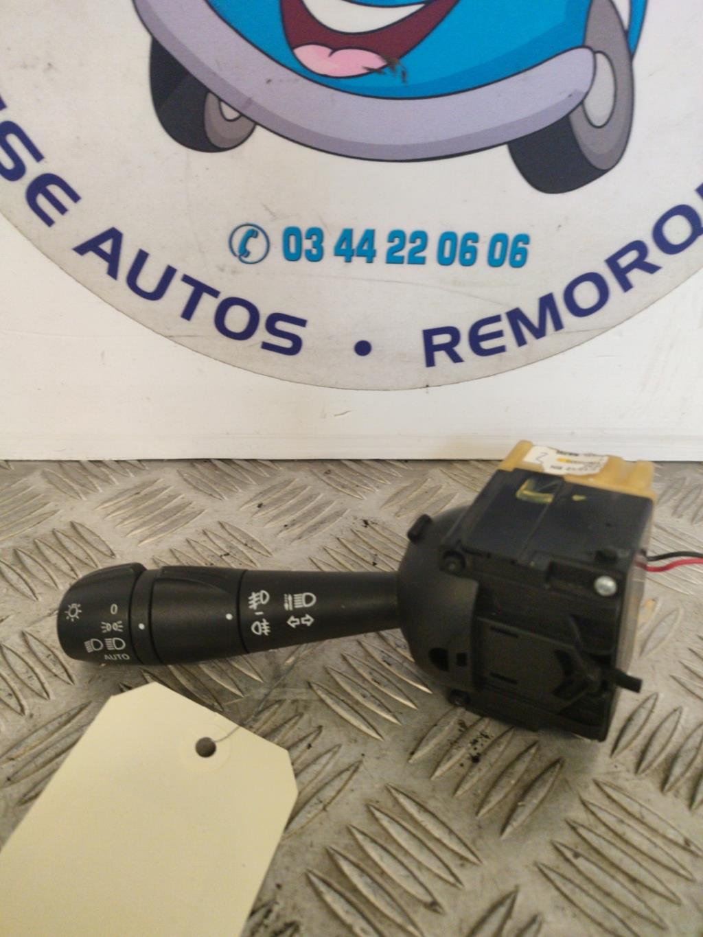 Commodo phare RENAULT CLIO 4 PHASE 1 Essence - 1