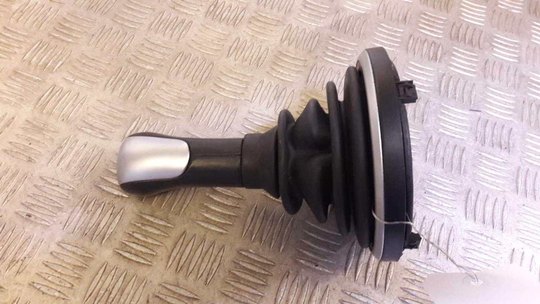 Pommeau de vitesses FORD FUSION PHASE 1 Essence - 1
