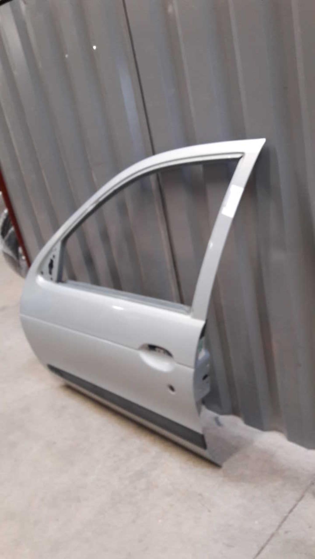 Porte avant gauche RENAULT MEGANE 1 PHASE 2 Diesel - 1