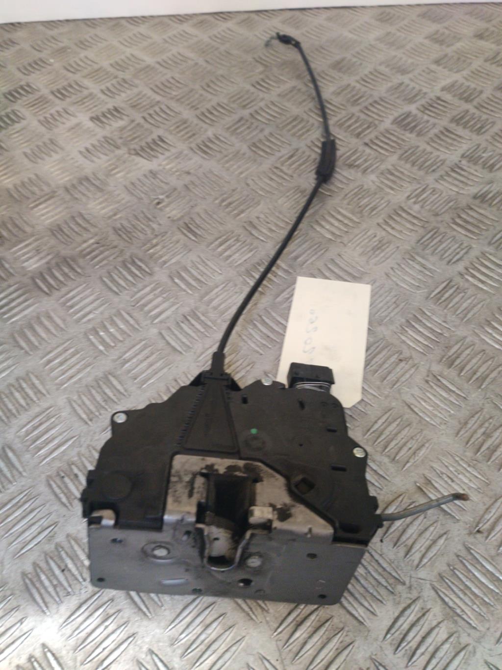 Serrure avant droit OPEL CORSA D PHASE 1 Diesel - 1