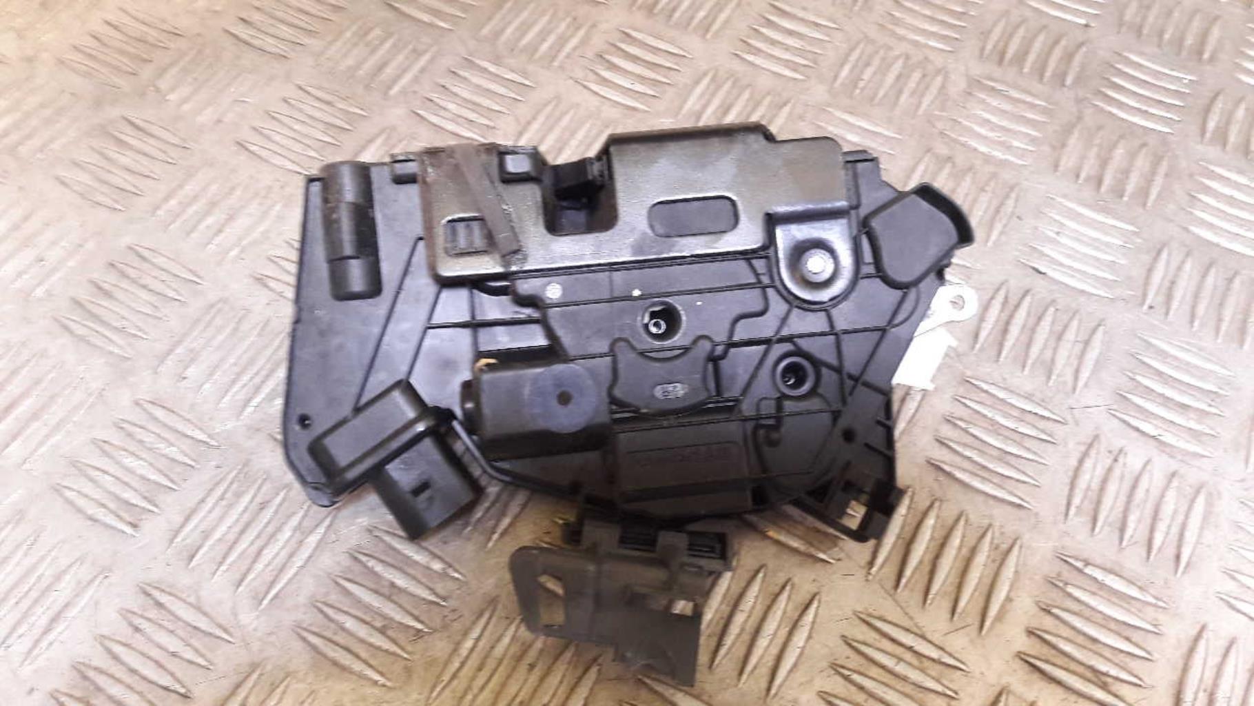 Serrure avant droit SEAT IBIZA 4 ST PHASE 1 BREAK Diesel - 1
