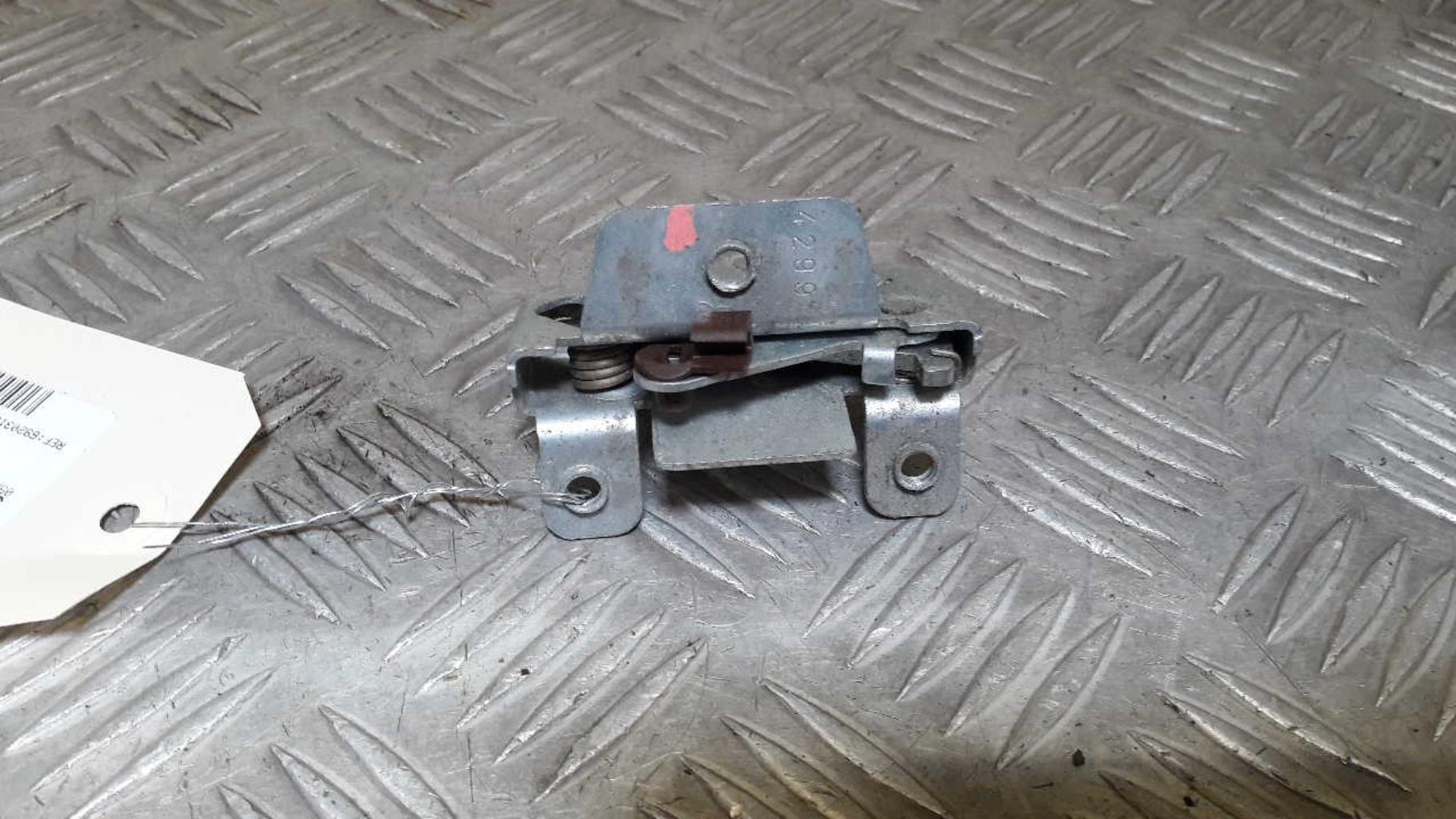 Serrure de coffre OPEL VECTRA B PHASE 2 Essence - 1