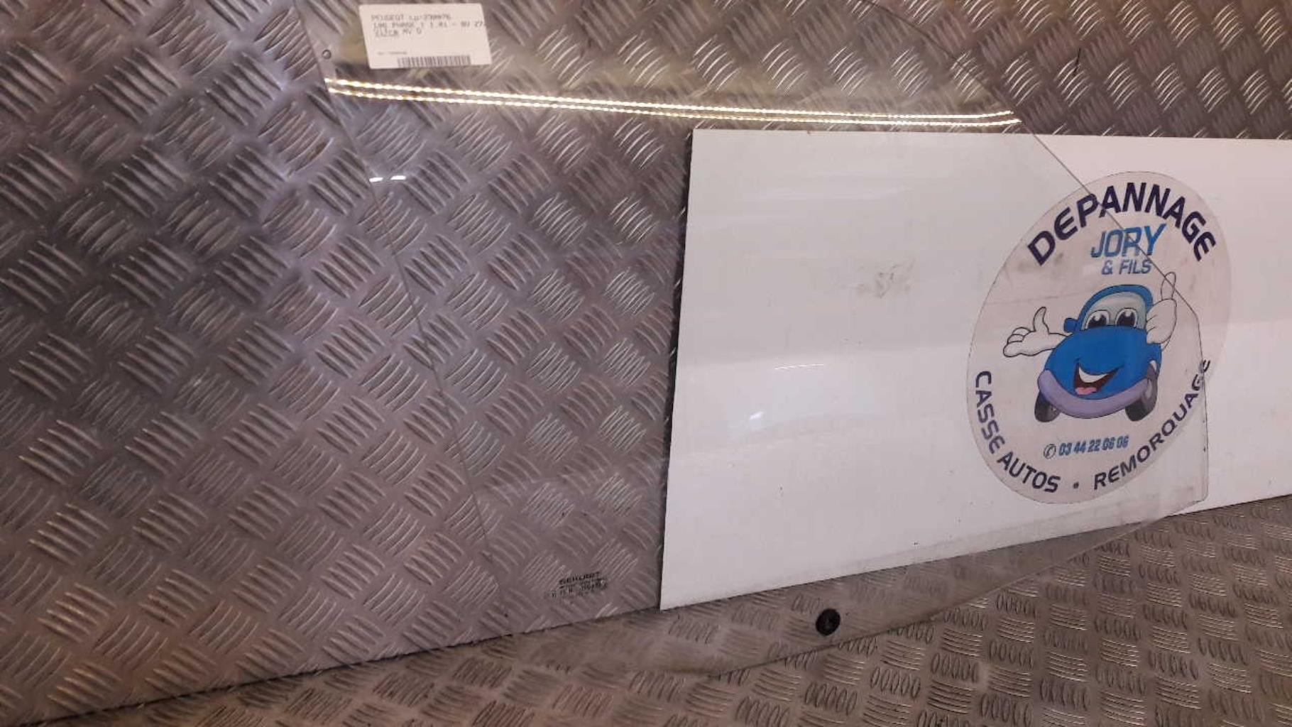 Vitre avant droit PEUGEOT 106 PHASE 1 Essence - 1