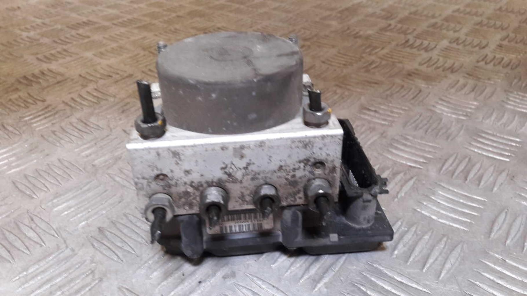 Bloc ABS (freins anti-blocage) RENAULT CLIO 3 PHASE 1 Diesel - 1