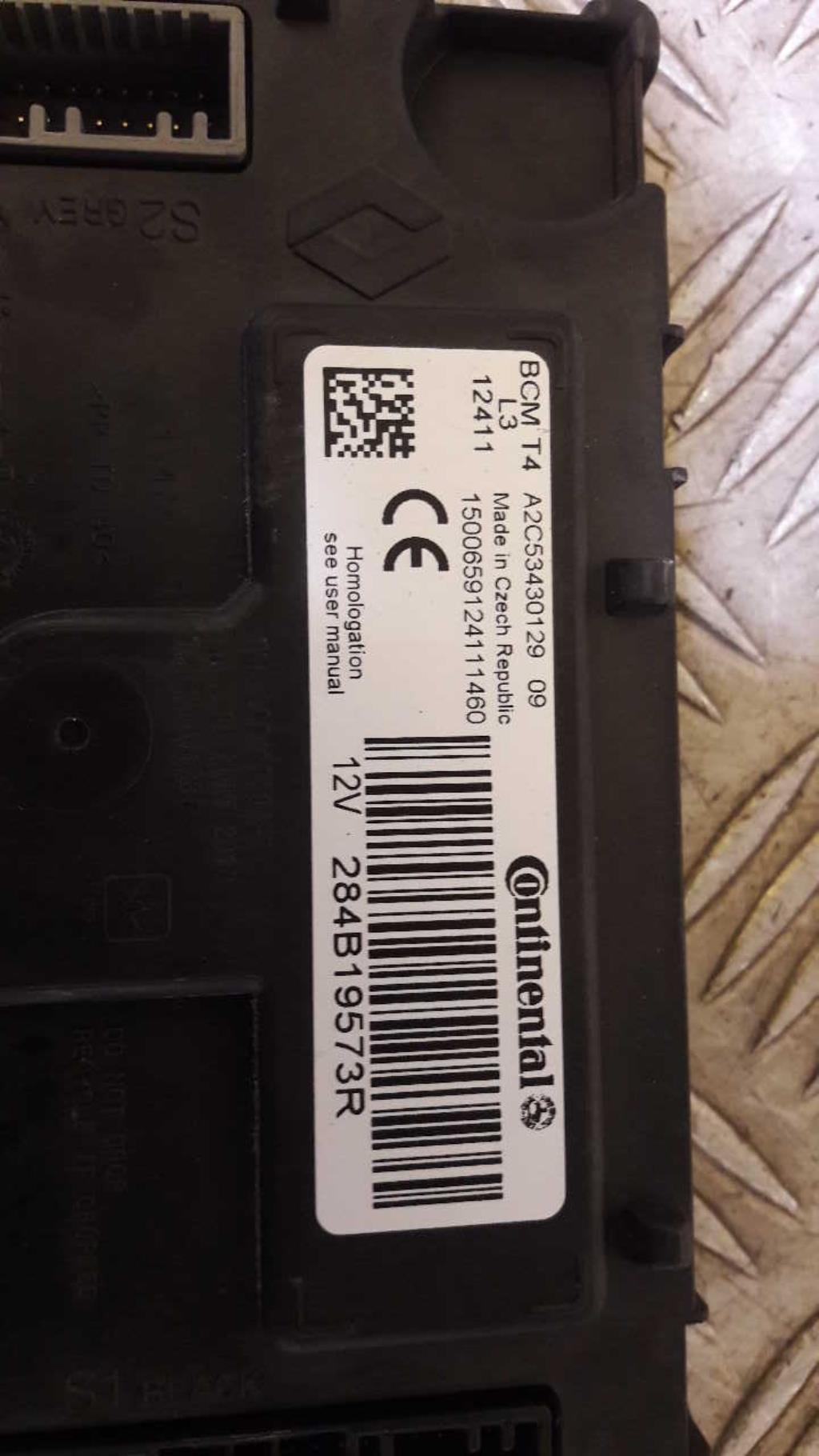 Calculateur RENAULT CLIO 4 PHASE 1 Essence - 1