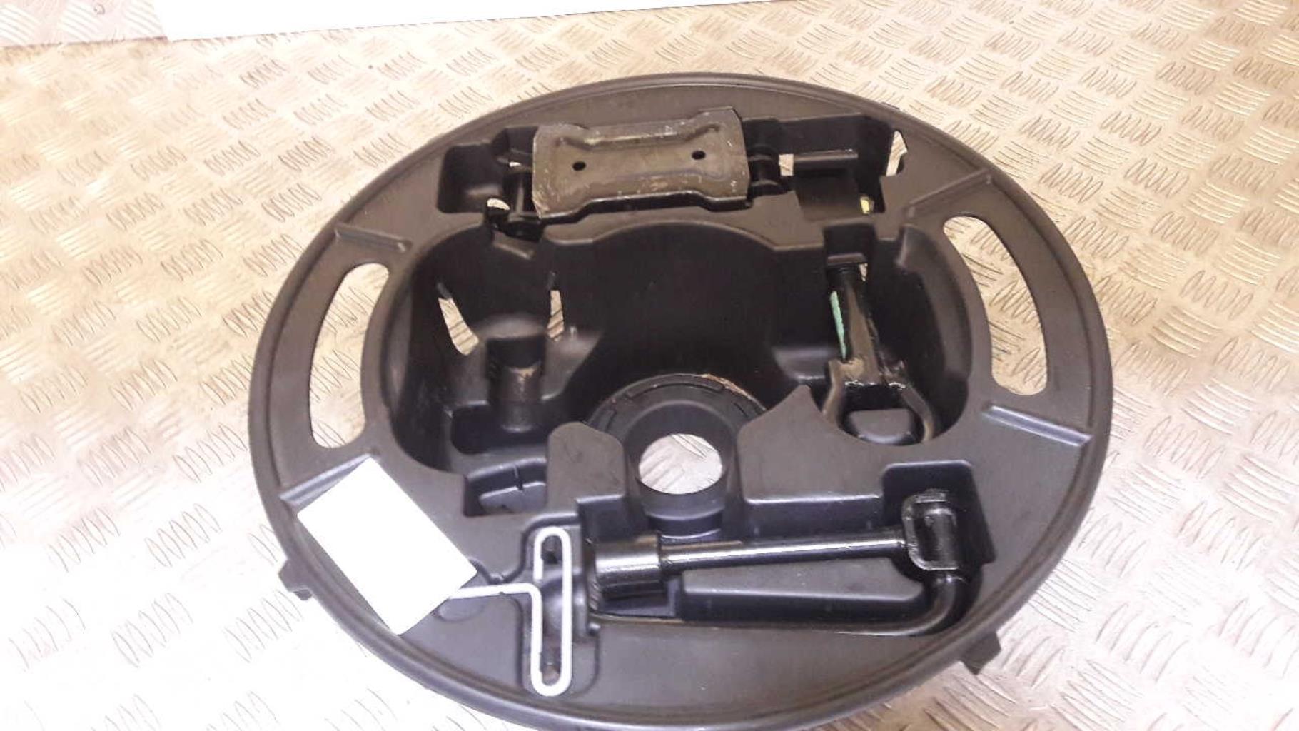 Cric (Ensemble depannage) RENAULT VEL SATIS PHASE 1 Diesel - 1
