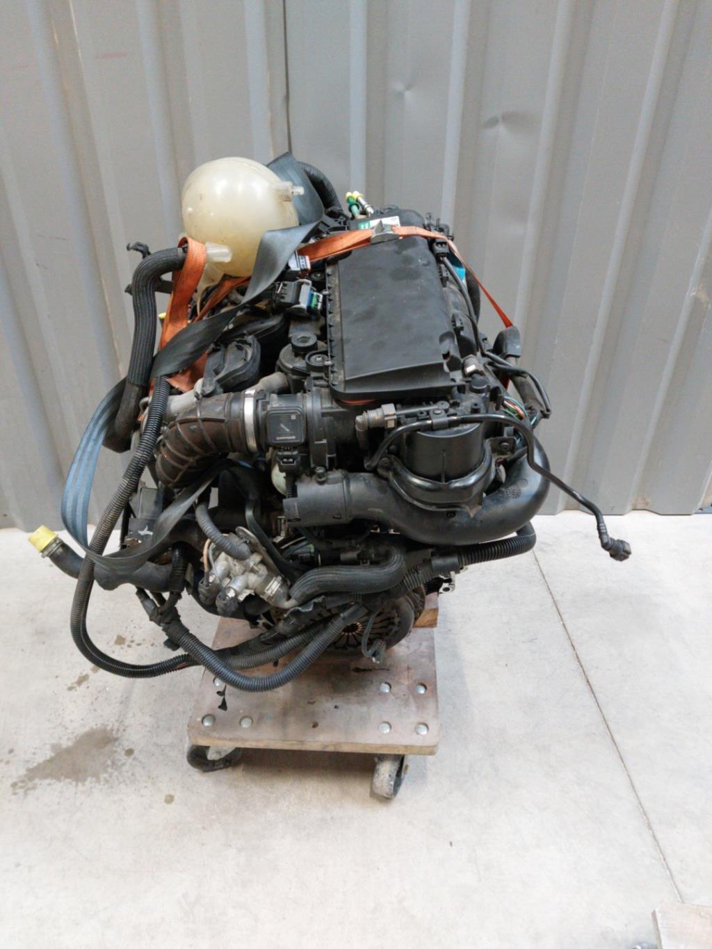 Moteur PEUGEOT 206 PHASE 2 Diesel - 1