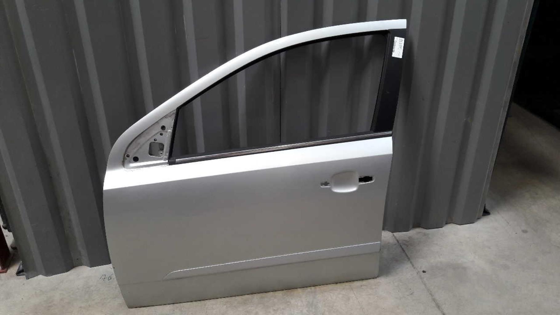 Porte avant gauche OPEL ASTRA H PHASE 2 Diesel - 1