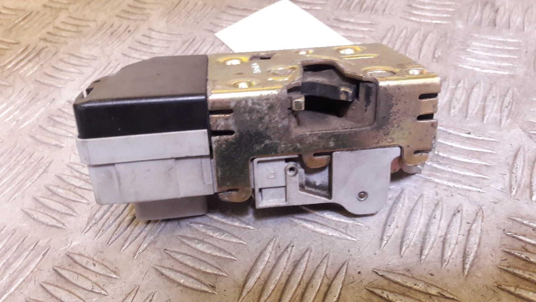 Serrure avant droit CITROEN C5 1 PHASE 2 Diesel - 1