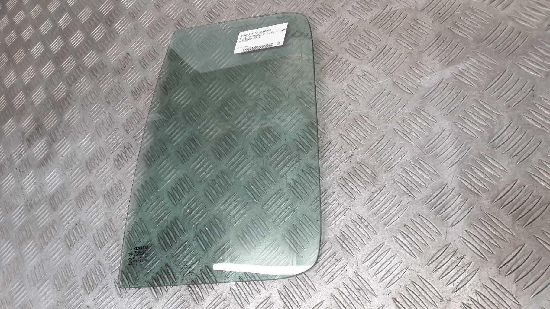 Custode arriere gauche (porte) RENAULT CLIO 2 PHASE 2 Essence - 1