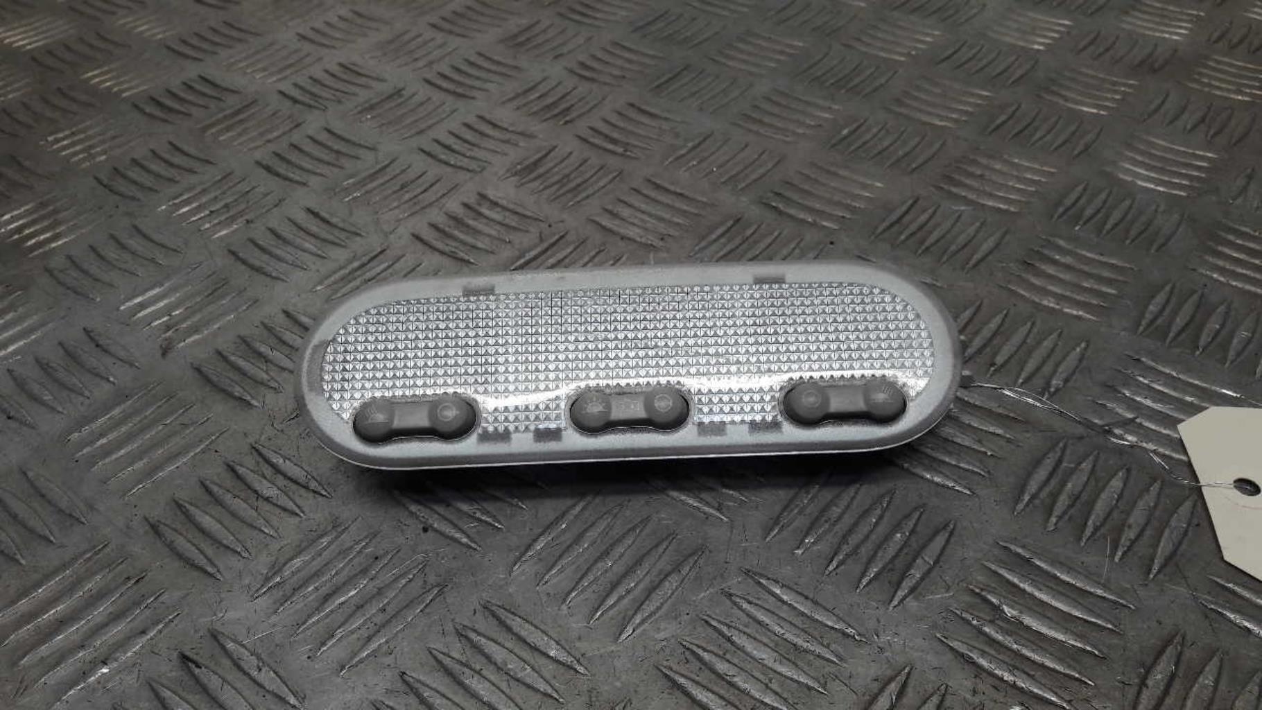 Eclairage de plafonnier NISSAN QASHQAI 1 PHASE 1 Diesel - 1