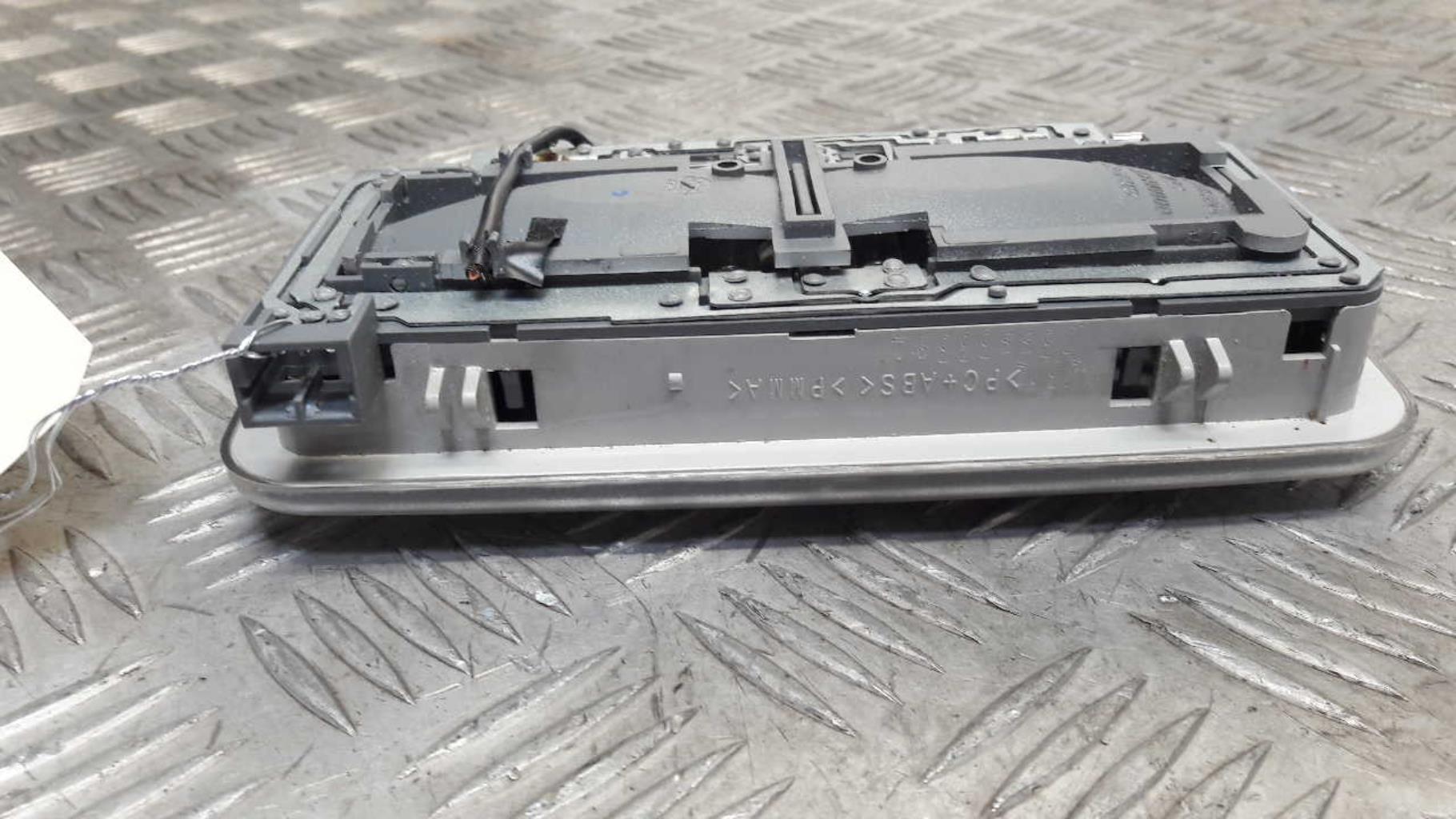 Eclairage de plafonnier FIAT PANDA 3 PHASE 1 Essence - 1