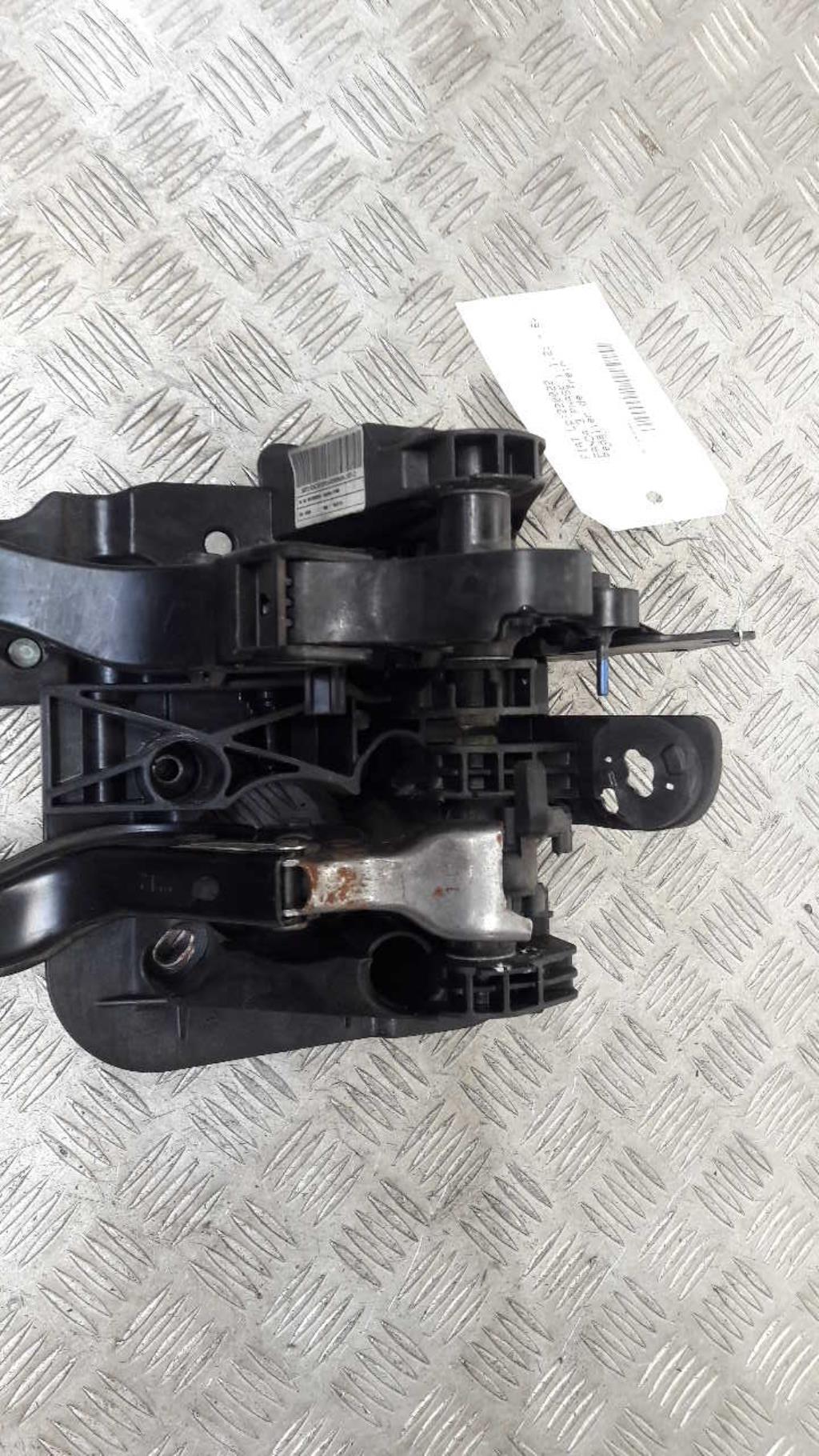 Pedale de frein FIAT PANDA 3 PHASE 1 Essence - 1